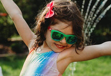 Load image into Gallery viewer, Strawberry Kids Premiums
